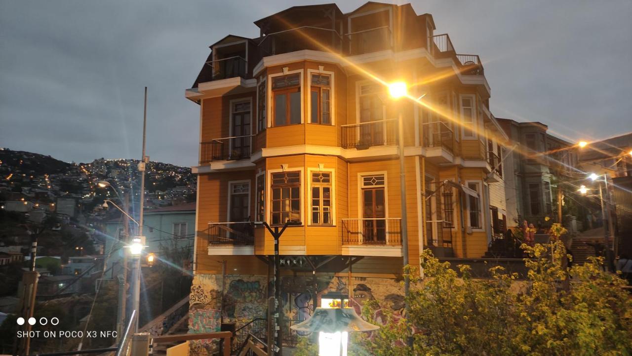 Habitacion Privada Valparaiso Depto Compartido エクステリア 写真