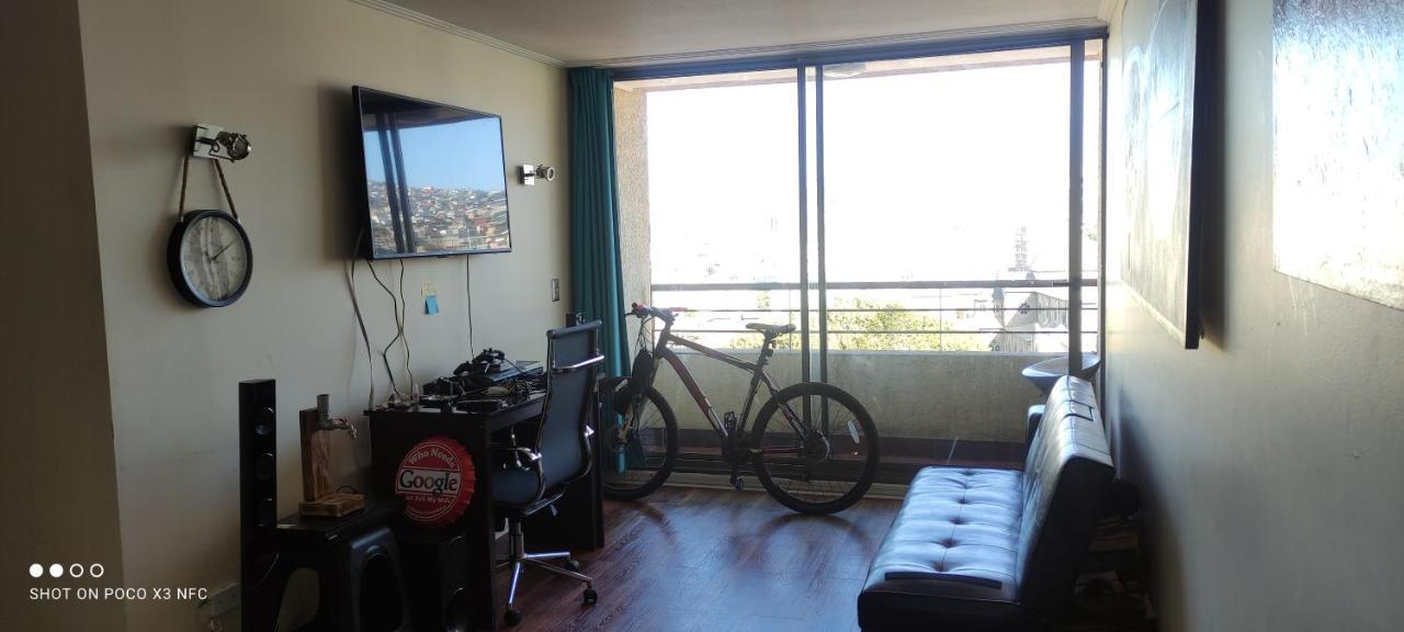 Habitacion Privada Valparaiso Depto Compartido エクステリア 写真